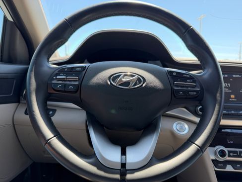 Used 2020 Hyundai Elantra Value Edition w/ Cargo Package (C1) FWD image 6