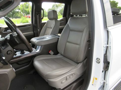 Used 2022 GMC Sierra 1500 SLT w/ SLT Premium Package AWD/4WD image 20