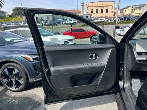 Used 2024 Hyundai Ioniq 5 SE image 10