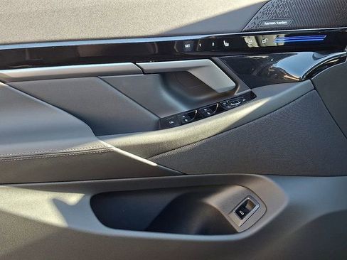 New 2026 BMW 530i xDrive AWD/4WD image 15