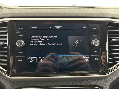 Used 2023 Volkswagen Atlas SE AWD/4WD image 7