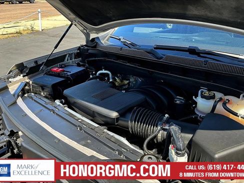 Used 2023 Chevrolet Tahoe LT RWD image 30