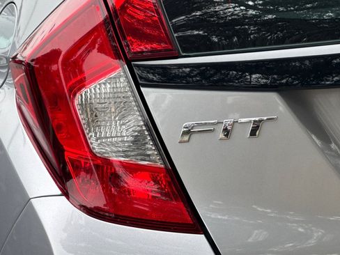 Used 2019 Honda Fit LX image 28
