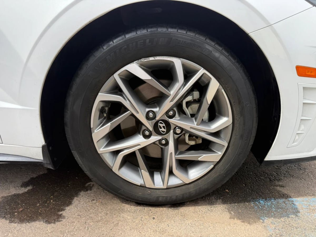 Used 2021 Hyundai Sonata SEL w/ Preferred Accessory Package FWD image 26