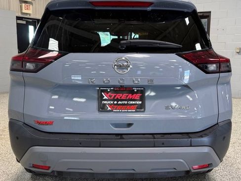 Used 2021 Nissan Rogue SV AWD/4WD image 5