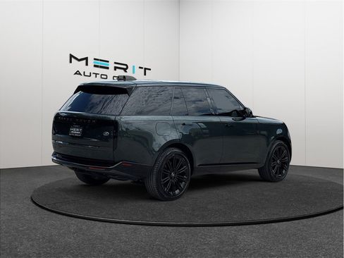 Used 2023 Land Rover Range Rover SE AWD/4WD image 9