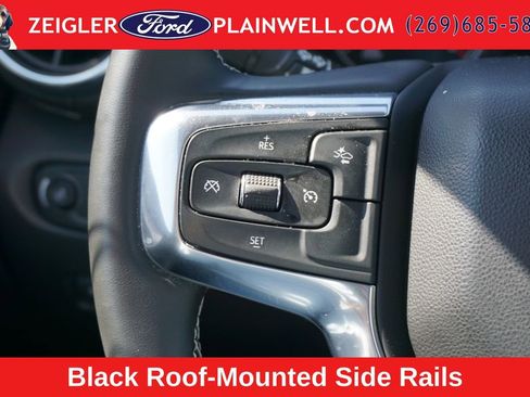 Used 2023 Chevrolet Blazer LT AWD/4WD image 25