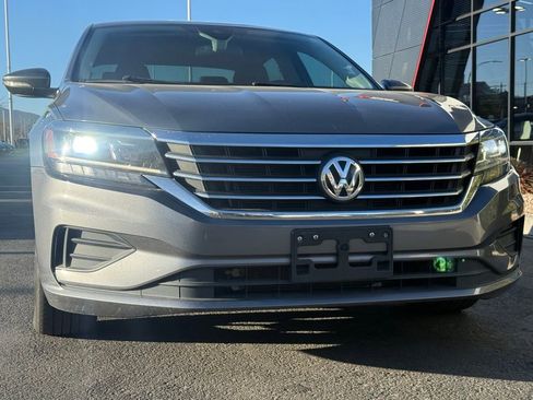 Used 2020 Volkswagen Passat 2.0T SE image 30