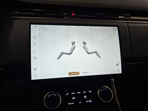 Used 2023 Land Rover Range Rover Sport SE image 29