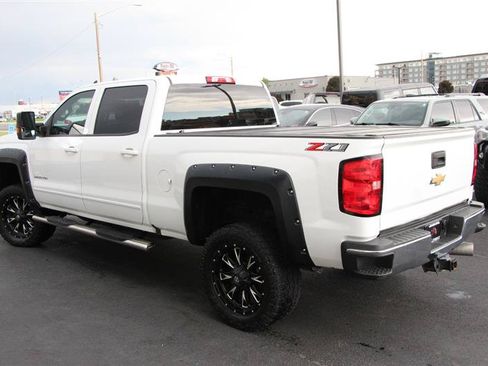Used 2018 Chevrolet Silverado 2500 LT w/ LT Fleet Convenience Package AWD/4WD image 6