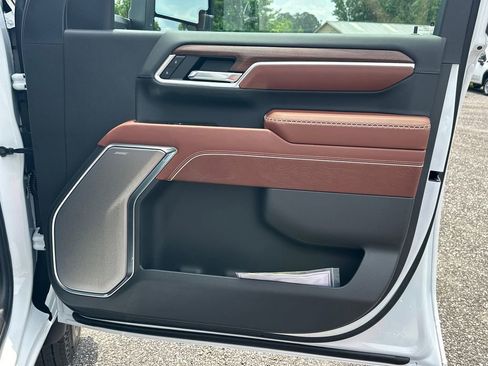 New 2026 GMC Sierra 3500 Denali Ultimate AWD/4WD image 15