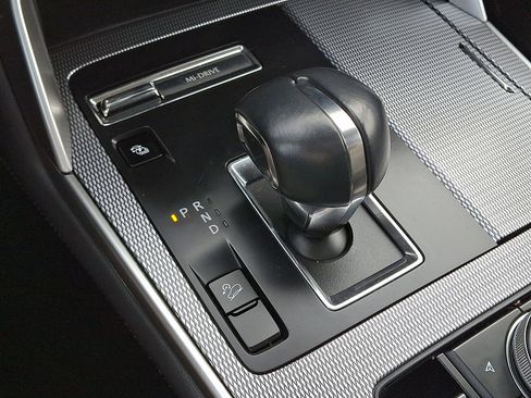 Certified 2024 MAZDA CX-90 Plug-In Hybrid w/ Premium Pkg image 18