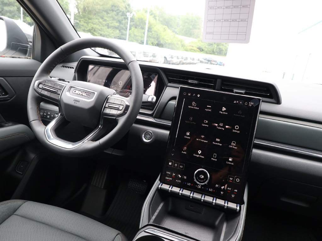 New 2027 GMC Terrain AT4 w/ Convenience Package III AWD/4WD image 28