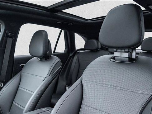 New 2026 Mercedes-Benz GLC 300 4MATIC image 22