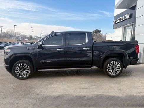 Used 2024 GMC Sierra 1500 Denali Ultimate image 13