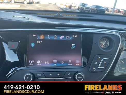 Used 2019 Buick Envision Premium w/ Driver Confidence Package image 28