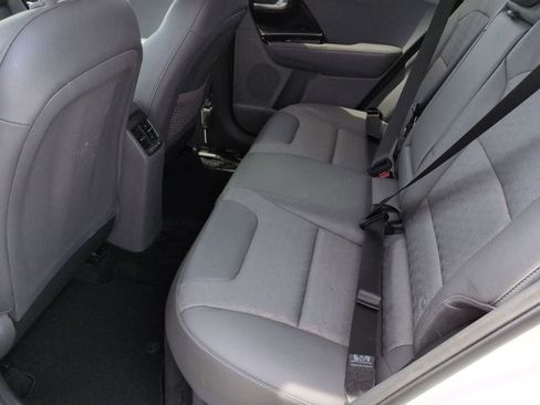 Used 2019 Kia Niro EX FWD image 19