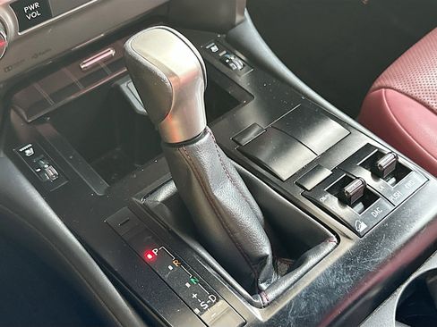 Used 2020 Lexus GX 460 Premium w/ Premium Package image 17