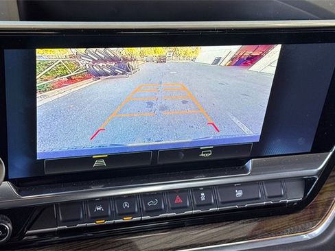 Used 2025 Chevrolet Silverado 1500 LT image 19