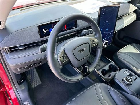 Used 2023 Ford Mustang Mach-E Premium image 9