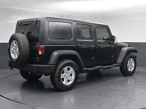 Used 2015 Jeep Wrangler Unlimited Sport w/ Quick Order Package 24S AWD/4WD image 7