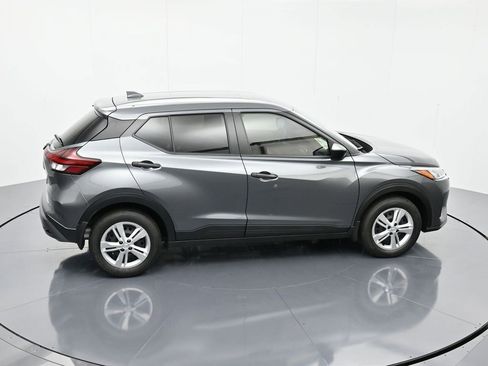 New 2025 Nissan Kicks Play S FWD image 31