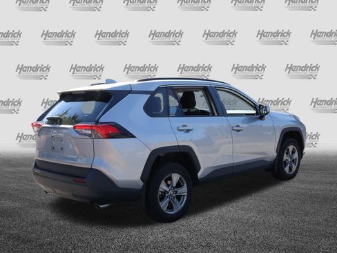 Used 2024 Toyota RAV4 XLE w/ Convenience Package FWD image 7