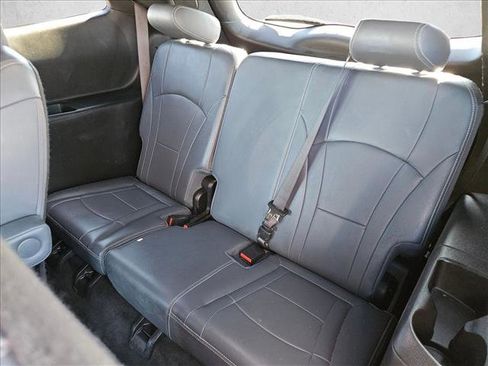 Used 2022 Buick Enclave Premium image 20