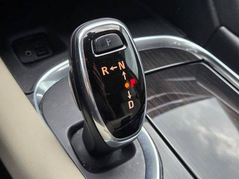 Certified 2021 Buick Enclave Essence w/ Sound and Sites Package FWD image 26