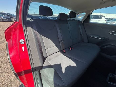 Used 2025 Kia K4 FWD image 38