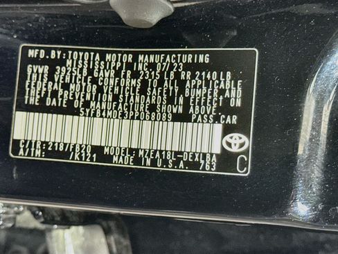 Used 2023 Toyota Corolla LE FWD image 39