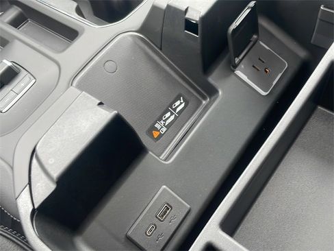 New 2026 GMC Sierra 2500 Denali w/ Denali Reserve Package image 39