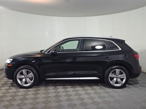 Used 2018 Audi Q5 2.0T Premium Plus w/ Premium Plus Package AWD/4WD image 3