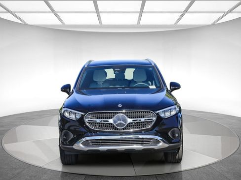 Used 2024 Mercedes-Benz GLC 300 4MATIC image 6