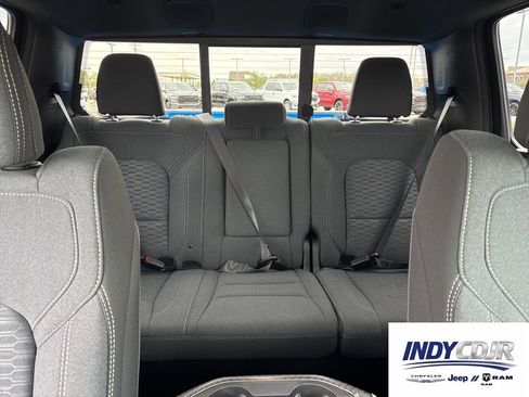 New 2026 RAM 1500 Big Horn AWD/4WD image 15