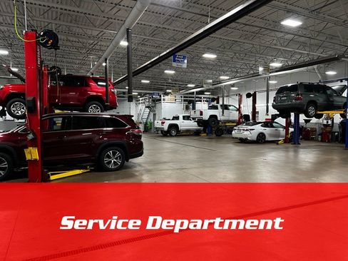 Used 2021 Chevrolet Tahoe RST image 35