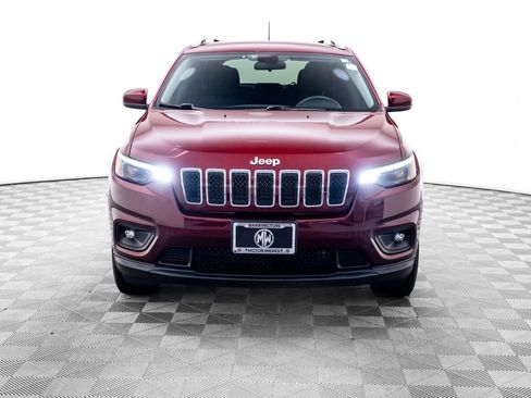 Used 2019 Jeep Cherokee Latitude w/ Cold Weather Group AWD/4WD image 10