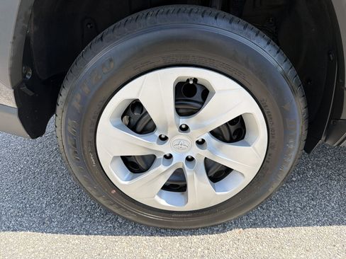Certified 2023 Toyota RAV4 LE FWD image 28