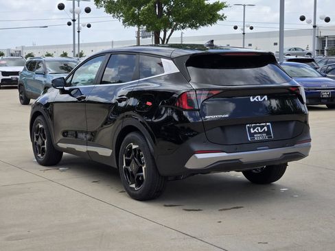 New 2026 Kia Sportage EX FWD image 3