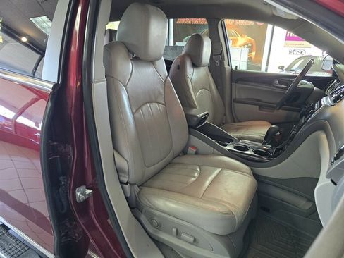 Used 2015 Buick Enclave Leather image 15