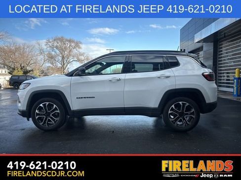 Used 2024 Jeep Compass Limited image 5