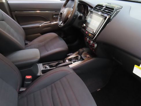 New 2025 Mitsubishi Outlander Sport SE AWD/4WD image 24