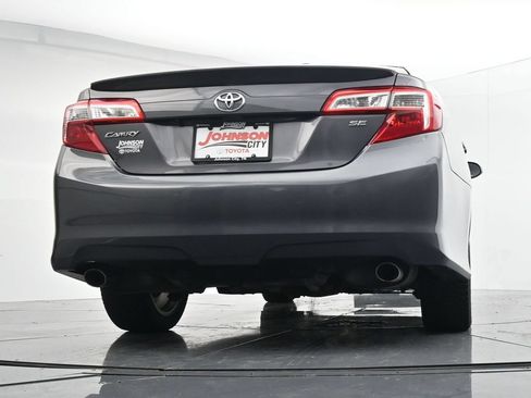Used 2014 Toyota Camry SE w/ Leather Package FWD image 35