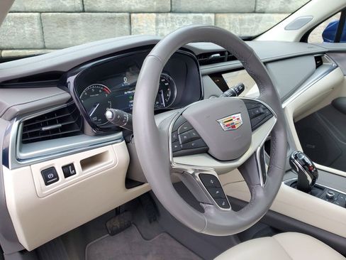 Certified 2023 Cadillac XT5 Premium Luxury w/ LPO, Floor Liner Package image 20