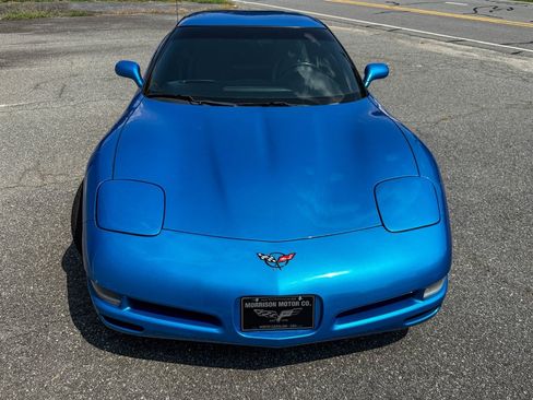Used 1999 Chevrolet Corvette Coupe w/ Lighting Pkg RWD image 11