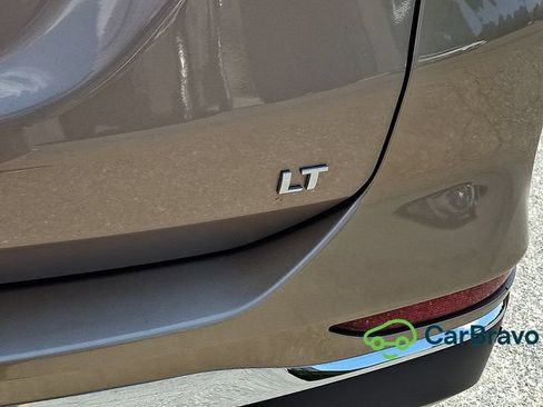 Used 2019 Chevrolet Equinox LT FWD image 30