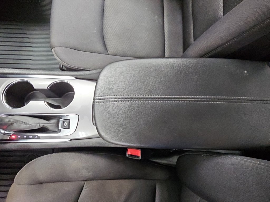 Used 2024 Chevrolet Malibu LT FWD image 23