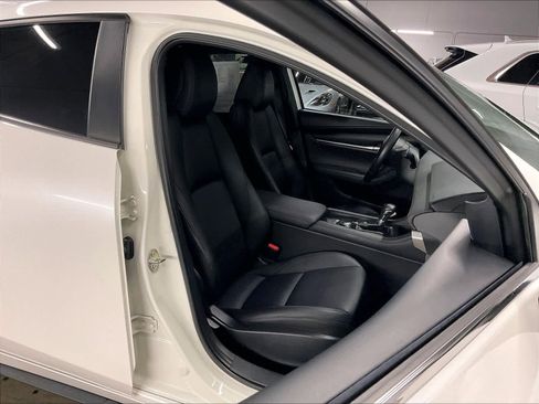 Used 2020 MAZDA MAZDA3 Hatchback image 10