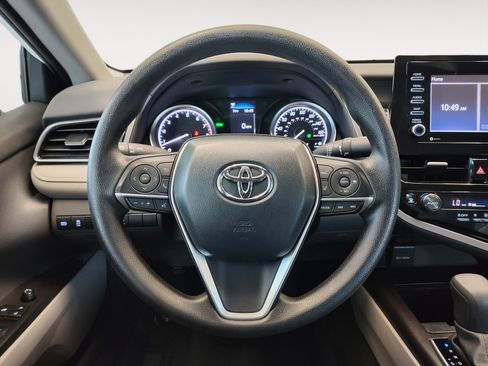 Used 2024 Toyota Camry LE w/ Convenience Package image 17