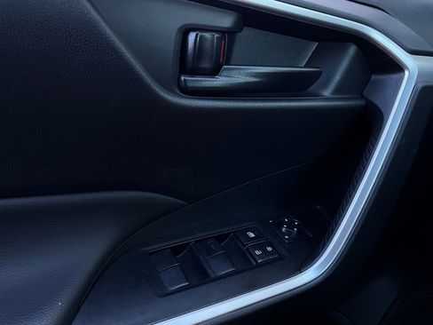 Used 2025 Toyota RAV4 LE image 19